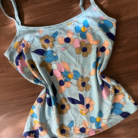 Calvin Klein Floral Sporty Camisole - Picture 3 of 6